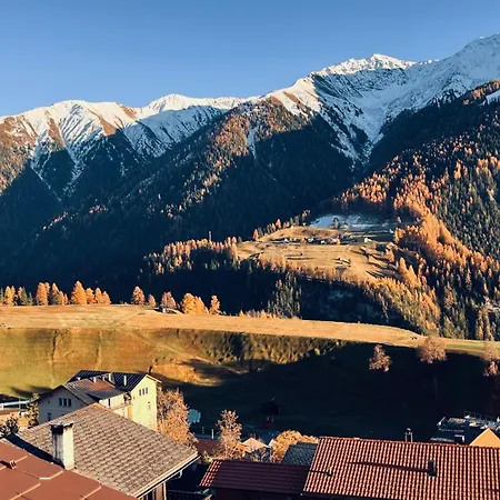 Davos Wiesen - Gemuetliches Appartment Mit Traumhafter Aussicht - Sonnenbalkon - Wanderparadies Appartement Wiesen