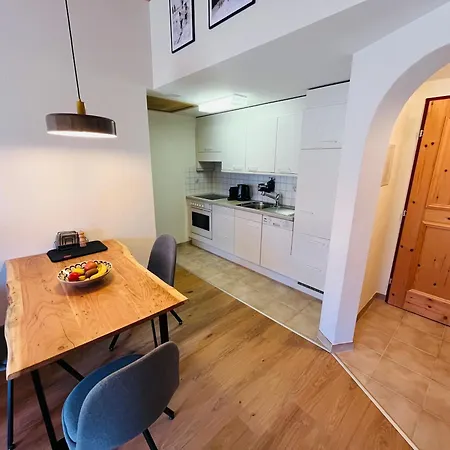 Bergwohnung Mit Sonnenbalkon - Ski, Wandern - Davos Apartamento